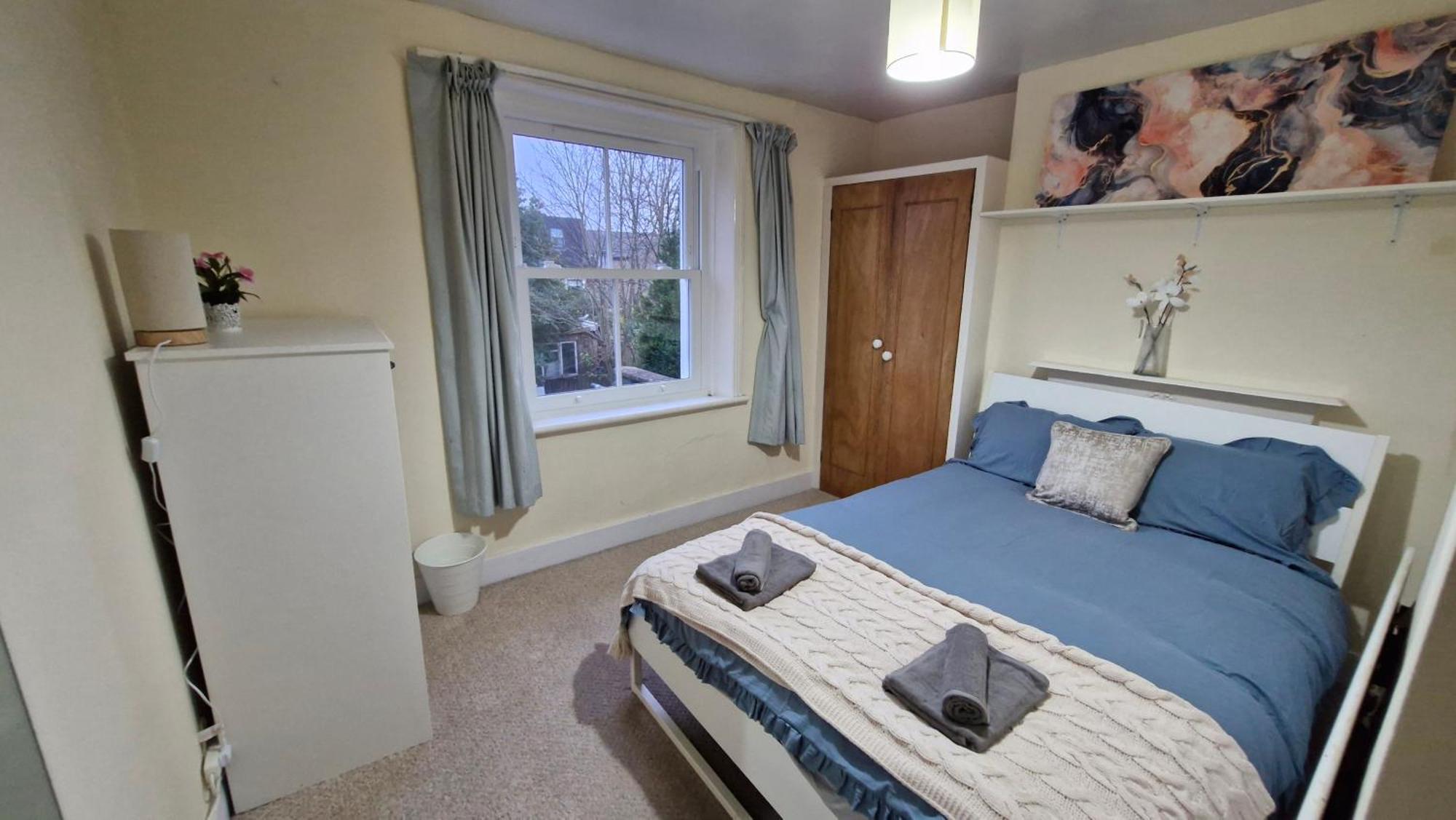 Apartamento Charming Flat In Wimbledon Londres Exterior foto